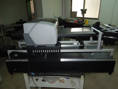 【走機(jī)型手機(jī)殼打印機(jī)平面材質(zhì)印花機(jī)平板打板機(jī)愛(ài)普生A3六色打印機(jī)】?jī)r(jià)格,廠家,圖片,數(shù)碼印刷機(jī)/萬(wàn)能打印機(jī),深圳市日晟彩印設(shè)備開(kāi)發(fā)-